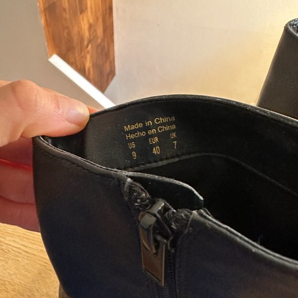 BLACK ALDO BOOTS SIZE WOMEN'S 9 - Picture 6 of 7